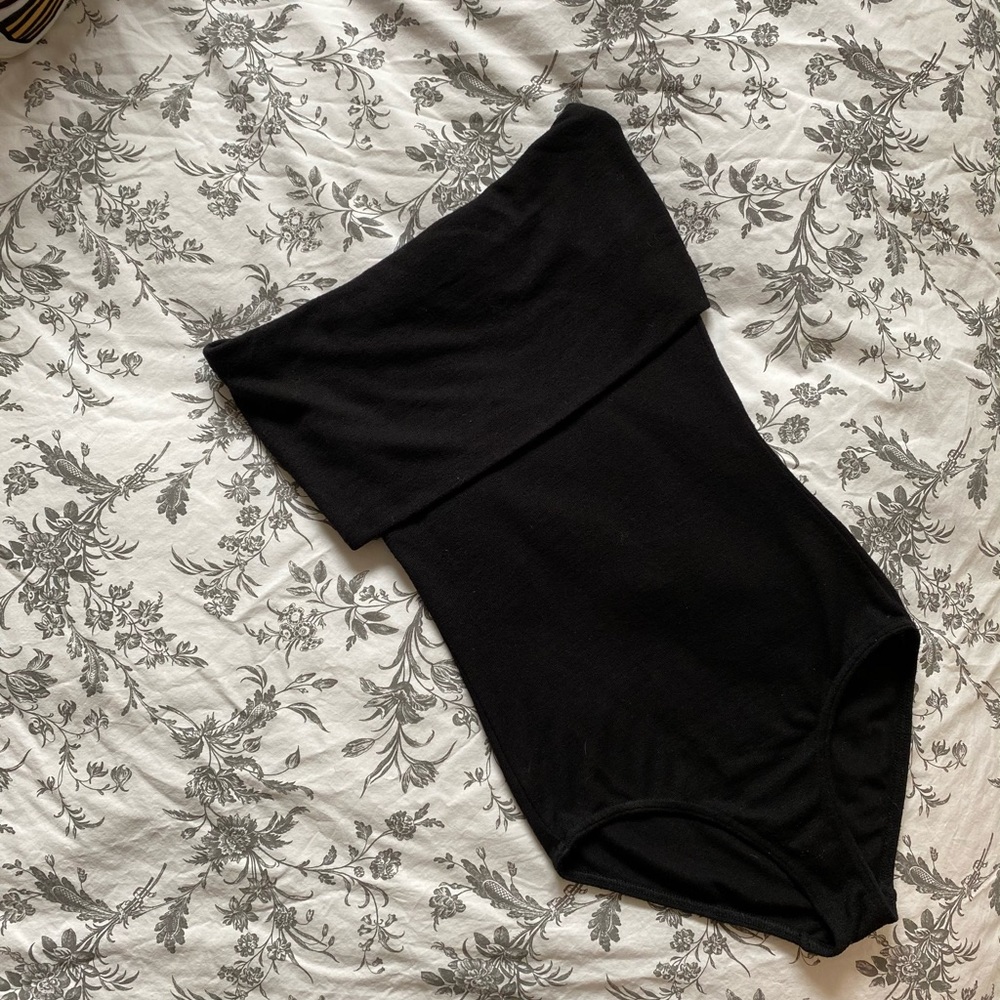 Aritzia bodysuit
